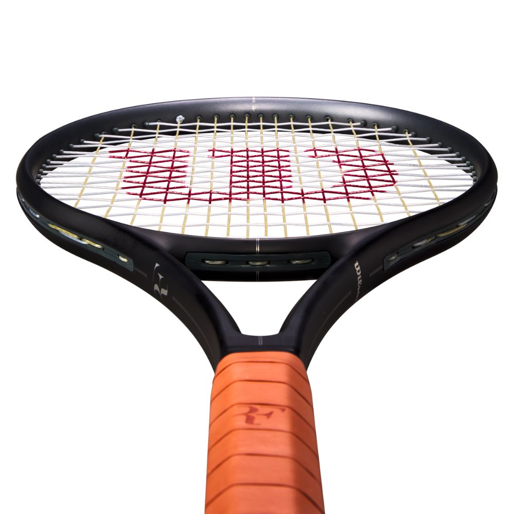 WILSON RF 01 FUTURE LITE （G1） Amazon.com: Wilson RF 01 Future Strung Performance Tennis