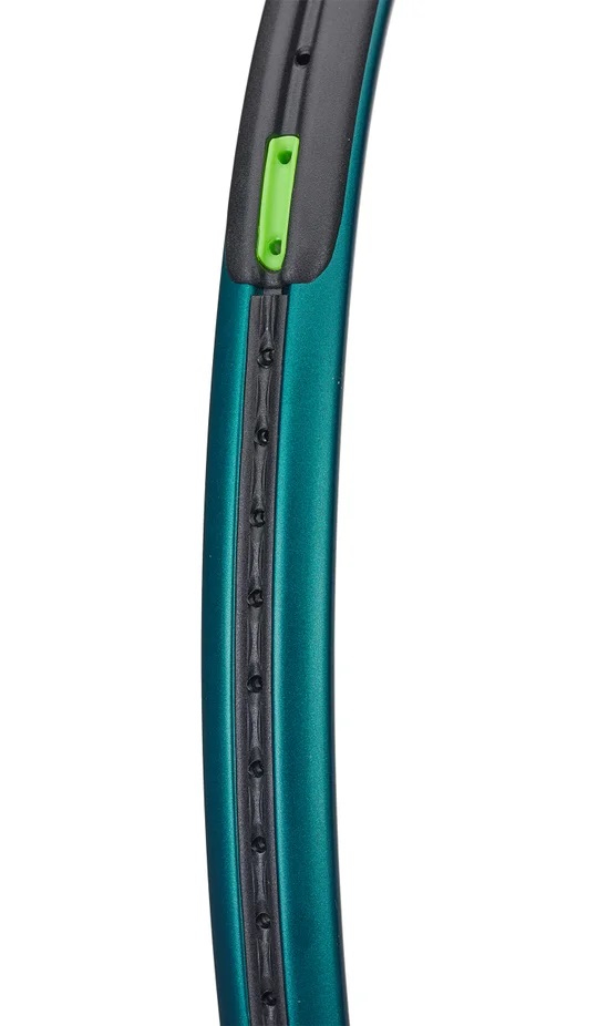 Wilson Blade 98 16x19 V9