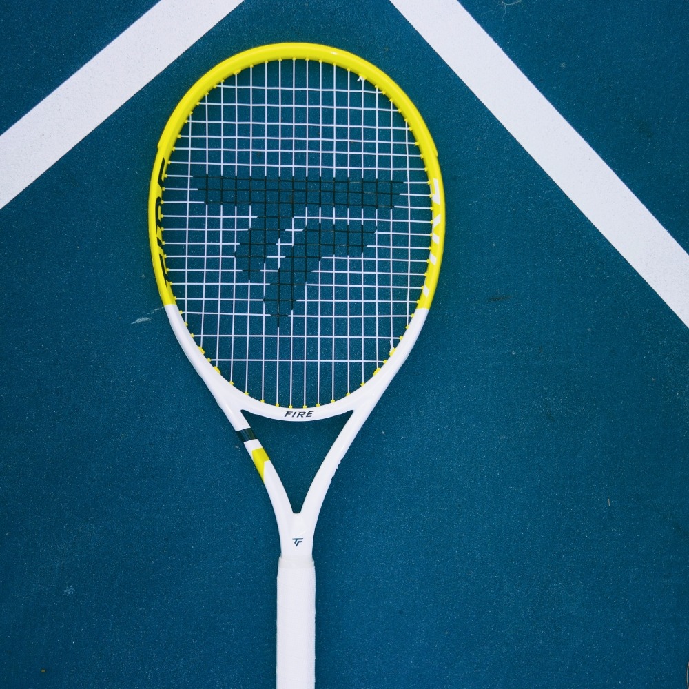 新品未使用　Tecnifibre FIRE 305S G3 2026 Shop the Tecnifibre Fire 305S 2026 Tennis Racquet | Tennis Ranch