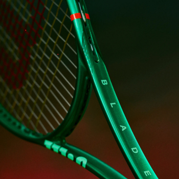 Wilson Blade 98 16x19 V10 Tennis Racquet – Control & Feel